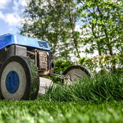 Grass cutting services in the Cotswolds